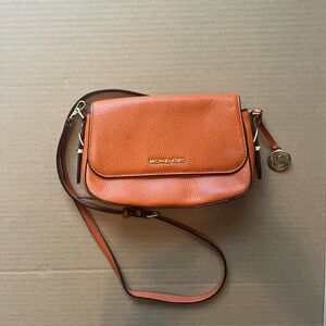 Michael Kors Shoulder or Cross Body Purse. Orange. Like New.
